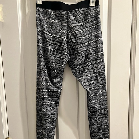 Nike Pro fleece lined running leggings M - Picture 2 of 5